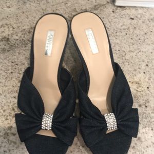 Guess shoes size 7 4inch wedge heel
